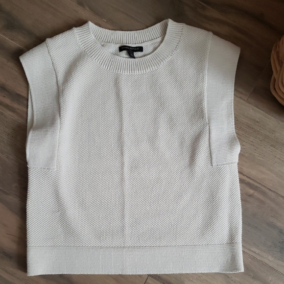 Banana Republic Factory Sweaters - Chic Sleeveless Knit Top in Cream